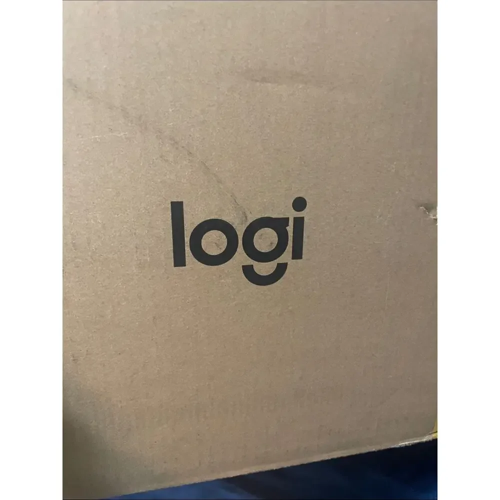 Logitech Clear Back Tablet Case with Gray Bumper NWOT